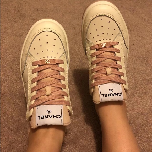 Auth Chanel 22P Pink Panda Sneakers in Size 38.5 - Picture 9 of 10